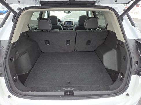 Used 2022 GMC Terrain Denali w/ Denali Premium Package image 28