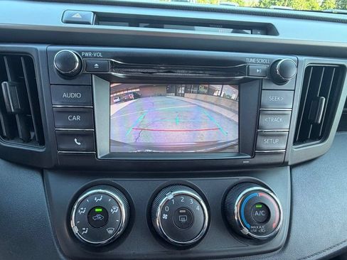 Used 2016 Toyota RAV4 LE AWD/4WD image 26