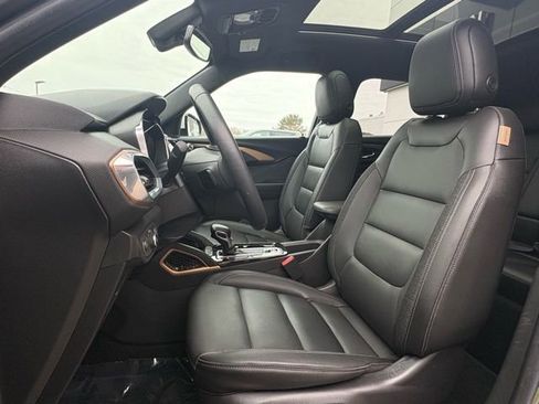Used 2022 Chevrolet TrailBlazer ACTIV w/ Sun and Liftgate Package image 16