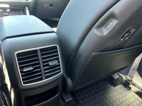 Used 2024 Kia Sportage SX FWD image 22