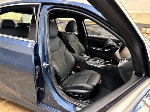 Used 2026 BMW 330i Sedan w/ Convenience Package RWD image 10