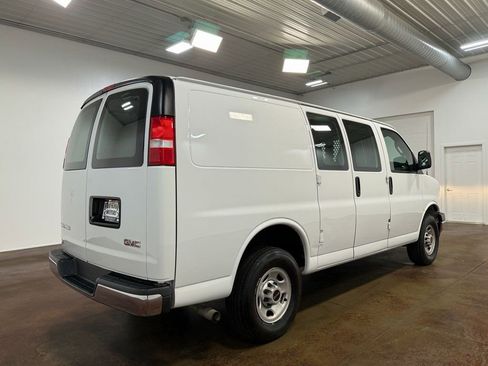 Used 2024 GMC Savana 2500 w/ Driver Convenience Package image 39