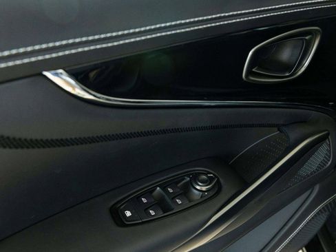 New 2026 Aston Martin DBX 707 image 22