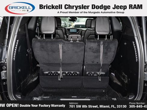 Used 2026 Chrysler Pacifica Select w/ S Appearance Package FWD image 9