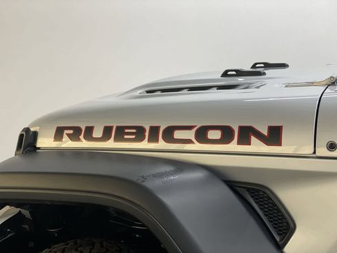 Used 2024 Jeep Wrangler Unlimited Rubicon image 11