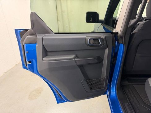 Used 2025 Ford Bronco Big Bend image 14