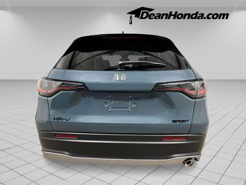 New 2027 Honda HR-V Sport image 4