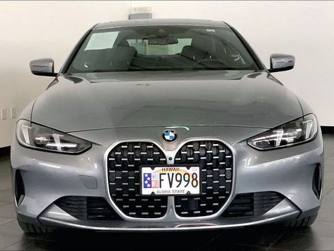 Used 2025 BMW 430i Coupe w/ Premium Package image 3