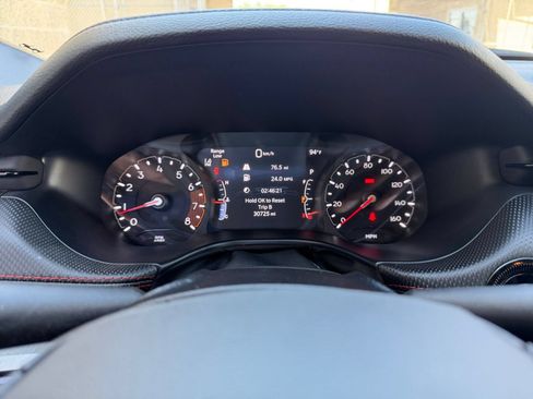 Used 2025 Jeep Compass Trailhawk AWD/4WD image 39