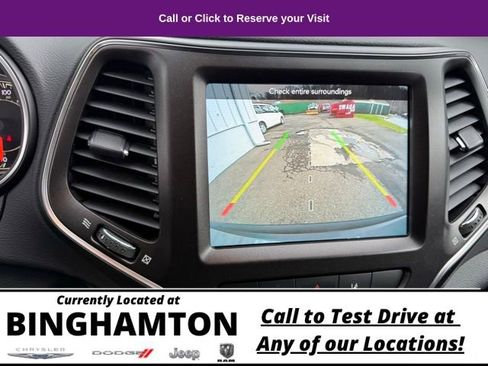 Used 2022 Jeep Cherokee Trailhawk w/ Trailer Tow Group image 25