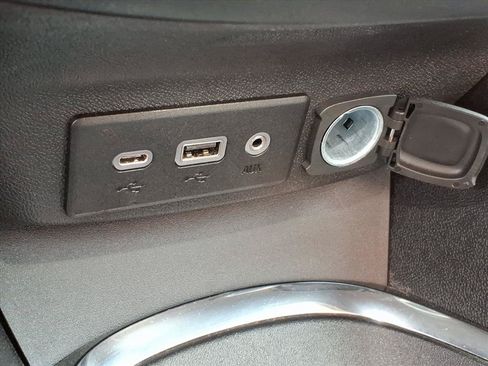 Used 2024 Chevrolet Malibu LT FWD image 31