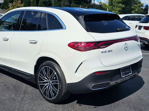 New 2026 Mercedes-Benz EQE 320 4MATIC SUV image 12