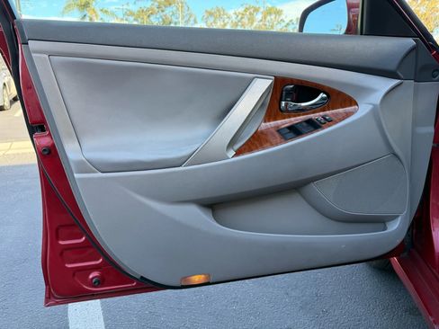 Used 2008 Toyota Camry XLE image 12