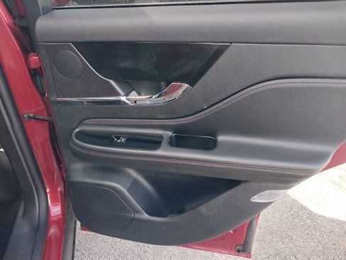 Used 2025 Lincoln Corsair Grand Touring w/ Equipment Group 301A image 23