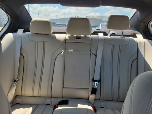 Used 2018 BMW 530i w/ Premium Package RWD image 6