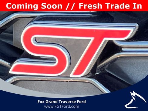 Certified 2025 Ford Explorer ST AWD/4WD image 2