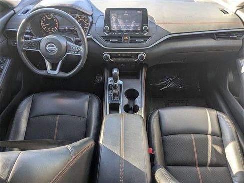 Used 2022 Nissan Altima 2.5 SR image 16