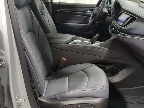 Used 2021 Buick Enclave Premium w/ Sun and Sites Package image 37