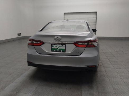 Used 2022 Toyota Camry LE image 7