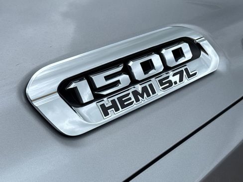 Used 2020 RAM 1500 Lone Star RWD image 6