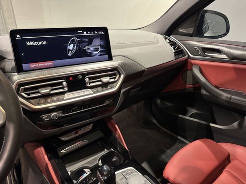 Used 2024 BMW X4 M40i w/ Premium Enhanced Package image 18