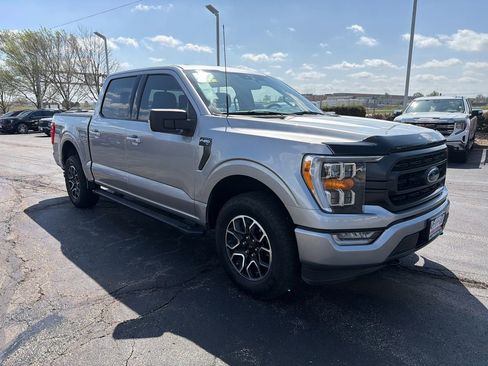 Used 2022 Ford F150 XLT w/ Equipment Group 302A High AWD/4WD image 3