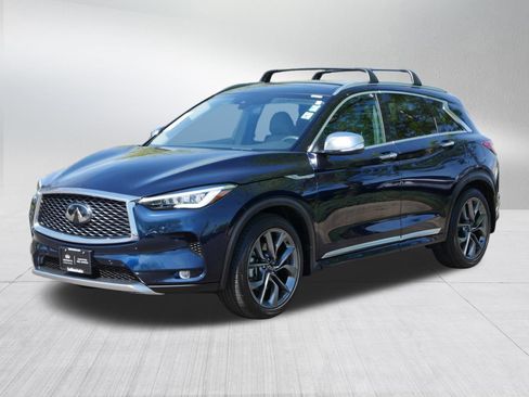 Certified 2023 INFINITI QX50 Sensory w/ Accent Package AWD/4WD image 3