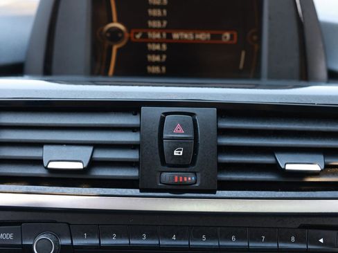 Used 2014 BMW 320i Sedan image 33