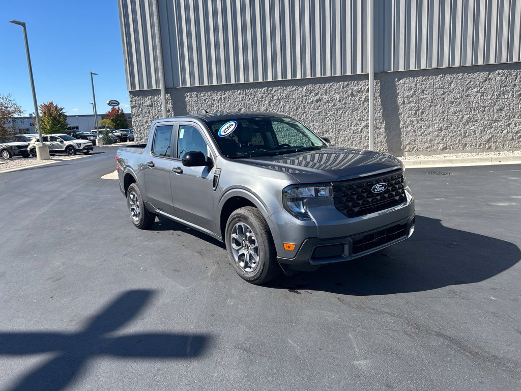New 2026 Ford Maverick XLT w/ Equipment Group 301A AWD/4WD image 9