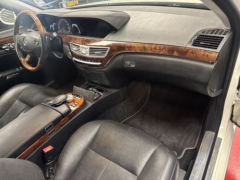 Used 2009 Mercedes-Benz S 550 4MATIC image 15