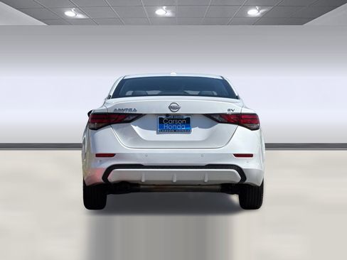 Used 2024 Nissan Sentra SV FWD image 9
