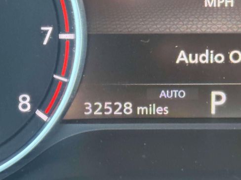 Used 2025 Nissan Rogue S AWD/4WD image 25
