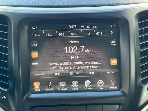 Used 2014 Jeep Cherokee Trailhawk w/ Comfort/Convenience Group image 15