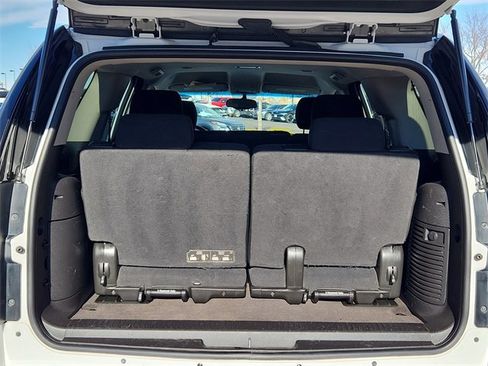 Used 2011 GMC Yukon SLE w/ Suspension Package, Off-Road image 15