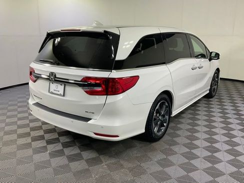 Used 2022 Honda Odyssey Elite image 6