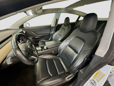 Used 2019 Tesla Model 3 Long Range image 13