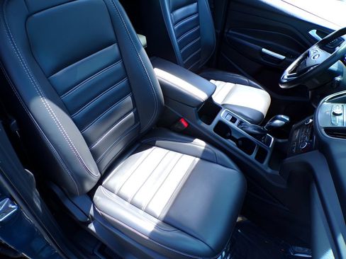 Used 2019 Ford Escape SEL AWD/4WD image 7