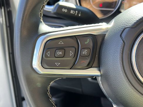 Used 2023 Jeep Gladiator Overland image 33