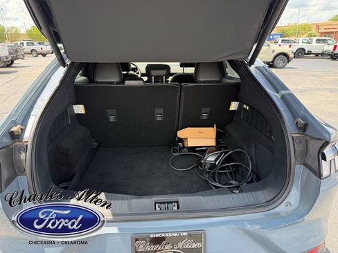 Used 2023 Ford Mustang Mach-E Premium RWD image 18