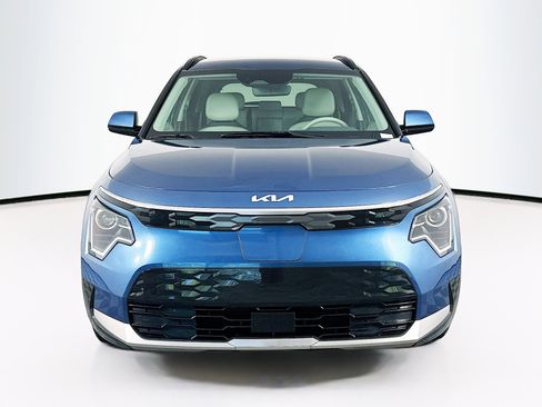 Used 2023 Kia Niro Wind image 2