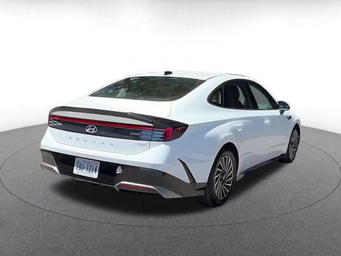 Used 2025 Hyundai Sonata SEL FWD image 14