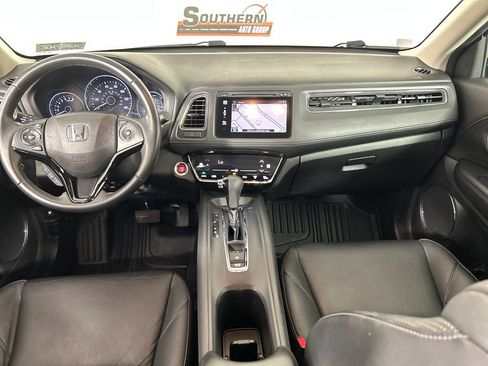 Used 2018 Honda HR-V EX-L image 16