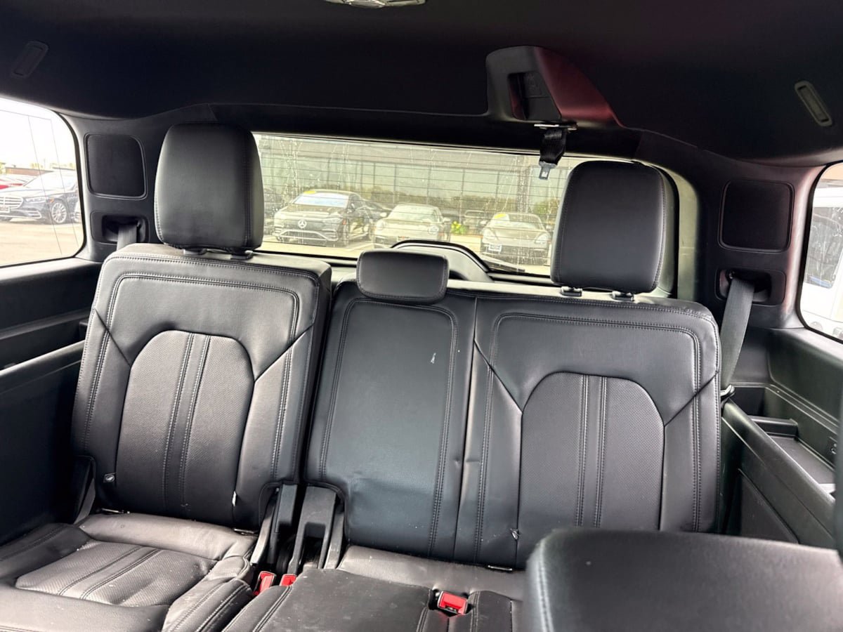 Used 2021 Ford Expedition Limited AWD/4WD image 14