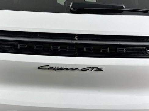 Certified 2026 Porsche Cayenne GTS AWD/4WD image 35