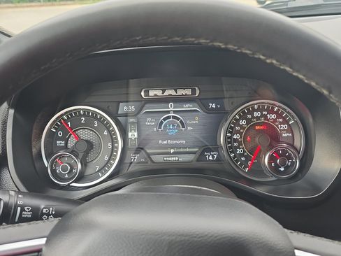 Used 2025 RAM 1500 Lone Star image 19