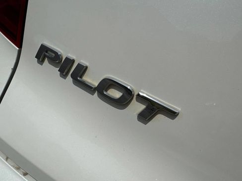 Used 2017 Honda Pilot EX-L image 9