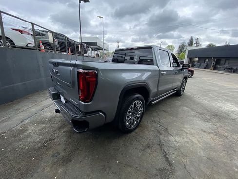 Used 2024 GMC Sierra 1500 Denali Ultimate AWD/4WD image 6