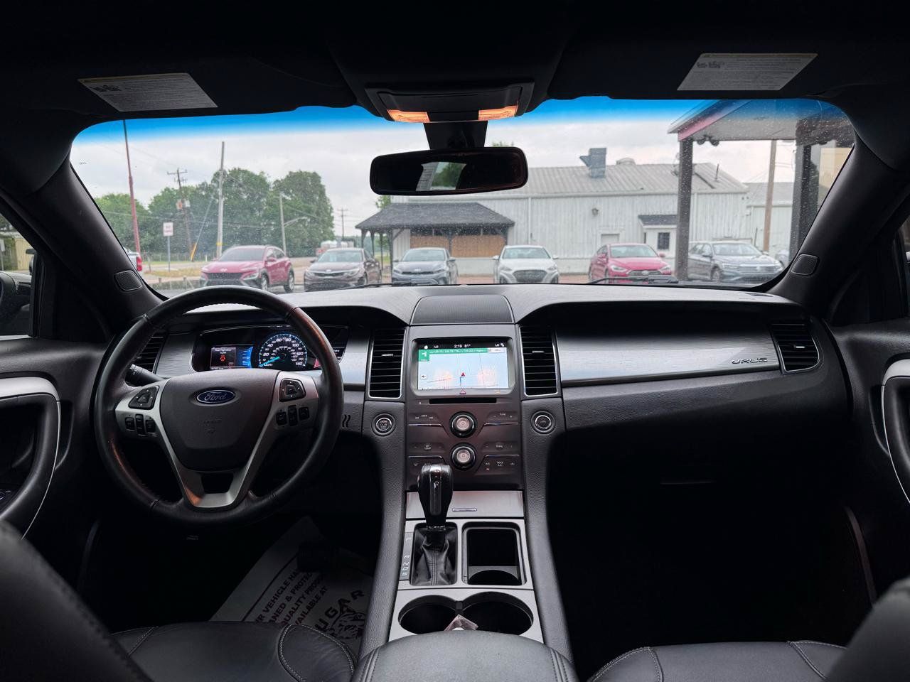 Used 2018 Ford Taurus SEL w/ Equipment Group 201A FWD image 16