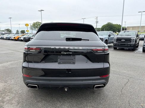 Used 2021 Porsche Cayenne AWD/4WD image 5