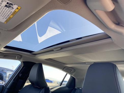 New 2026 Toyota Prius Limited image 18